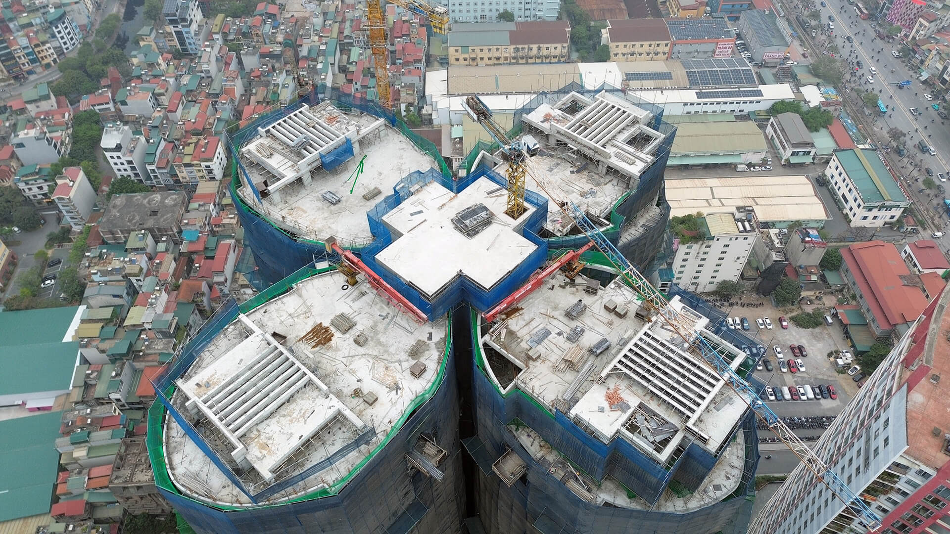 Tiến độ xây dựng dự án The Queen Palace 360 Giải Phóng